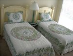 Bedroom 3 w 2 twin beds Sealy Posturepeidic mattresses